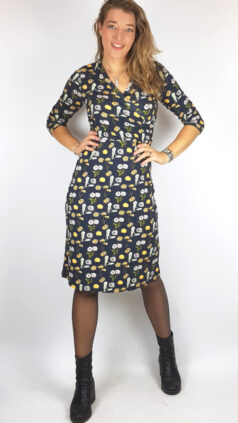 whos-that-girl-jurk-eternity-lionteeth-navy