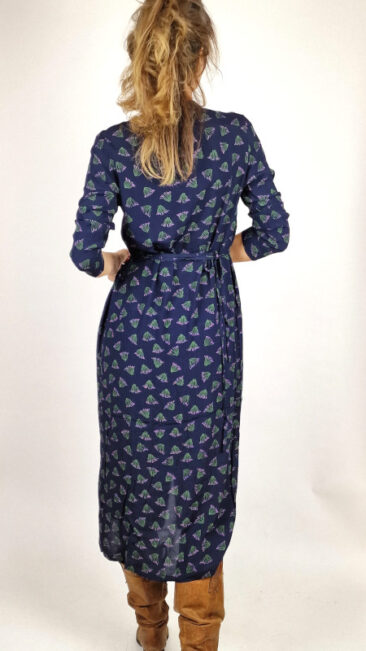 nice-things-jurk-anemones-navy