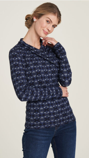 tranquillo-shirt-wrap-quatrefoil