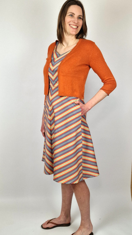 circus-jurk-rose-cornwall-seasalt-vest-vanessa-papaya