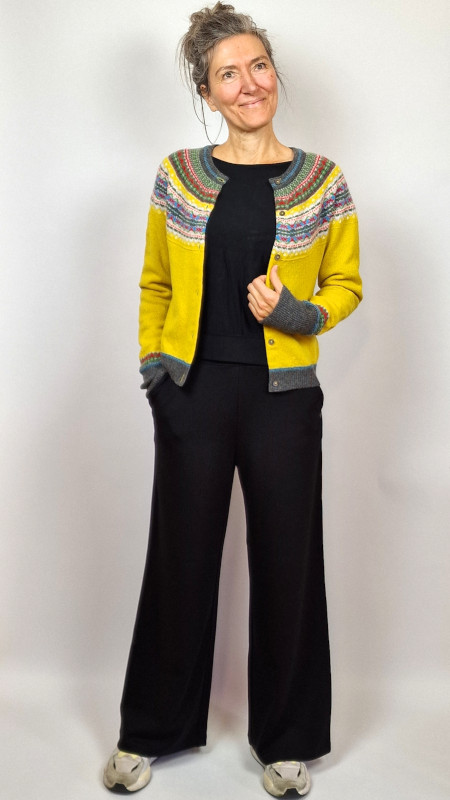 eribe-vest-alpine-short-piccalilly-zilch-bamboe-top-batsleeve-black-surkana-broek-black