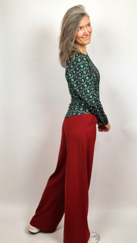 blutsgeschwister-shirt-autumn-wings-art-of-magic-surkana-broek-english-red (2)