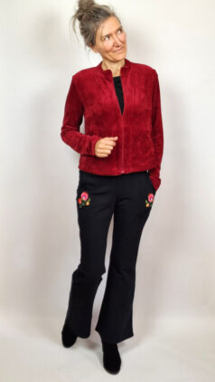 blutsgeschwister-broek-easy-flare-cosy-back-to-black-jasje-zip-up-fine-needle-red